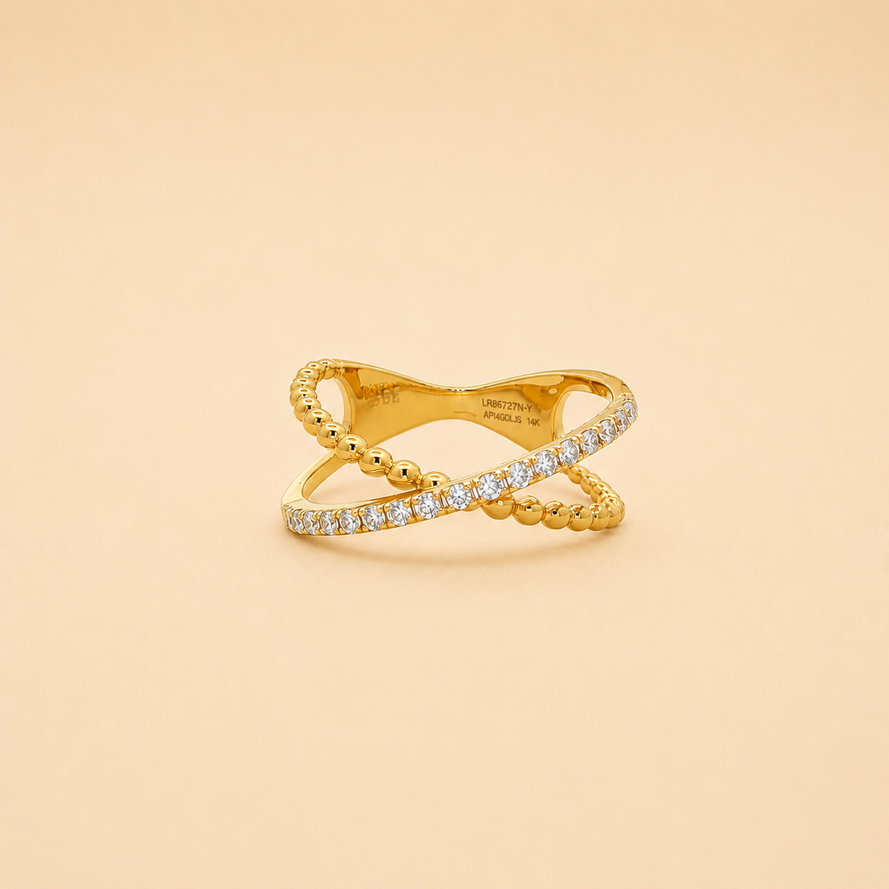 LR65727WY Diamond Crisscross Ring