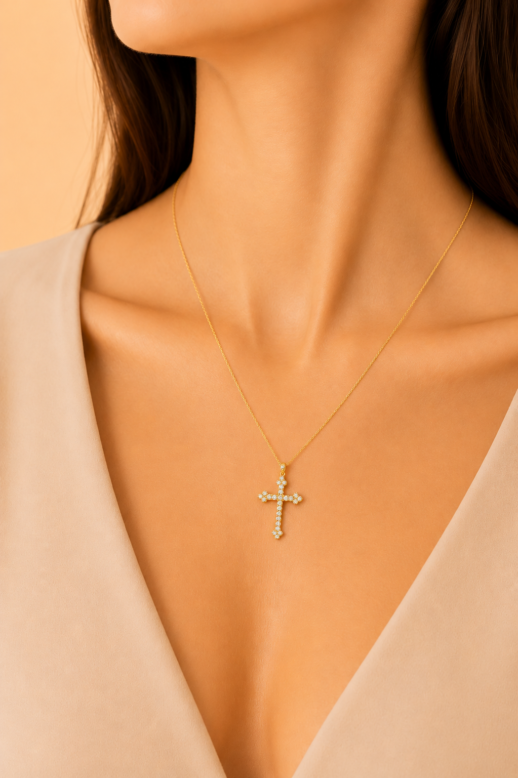 CLASSIC DIAMOND CROSS PENDANT - SR1568W51